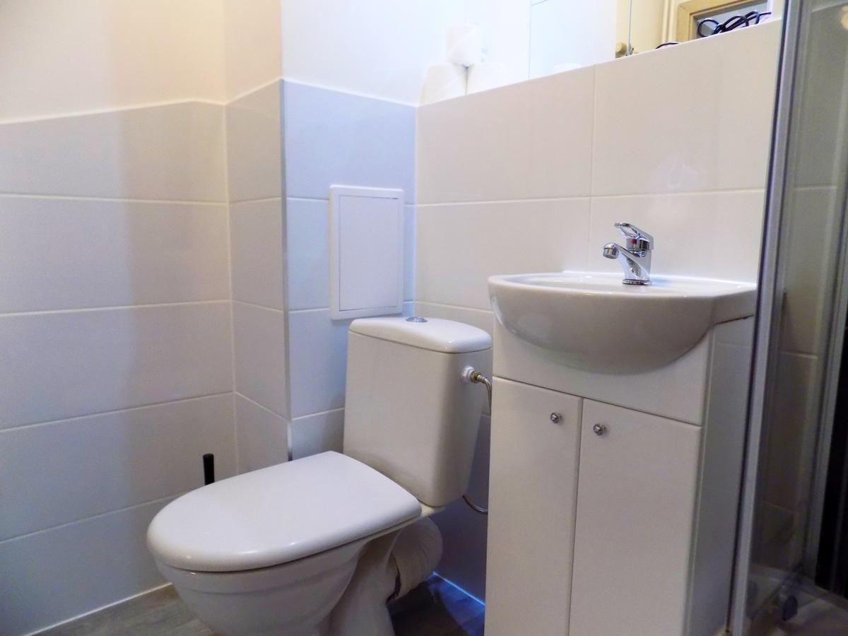 City Central Hostel Swidnicka Breslavia Esterno foto