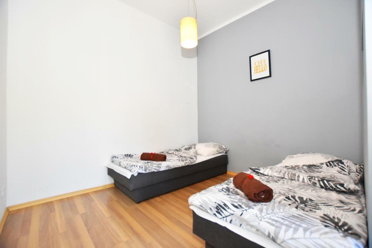 City Central Hostel Swidnicka Breslavia Esterno foto