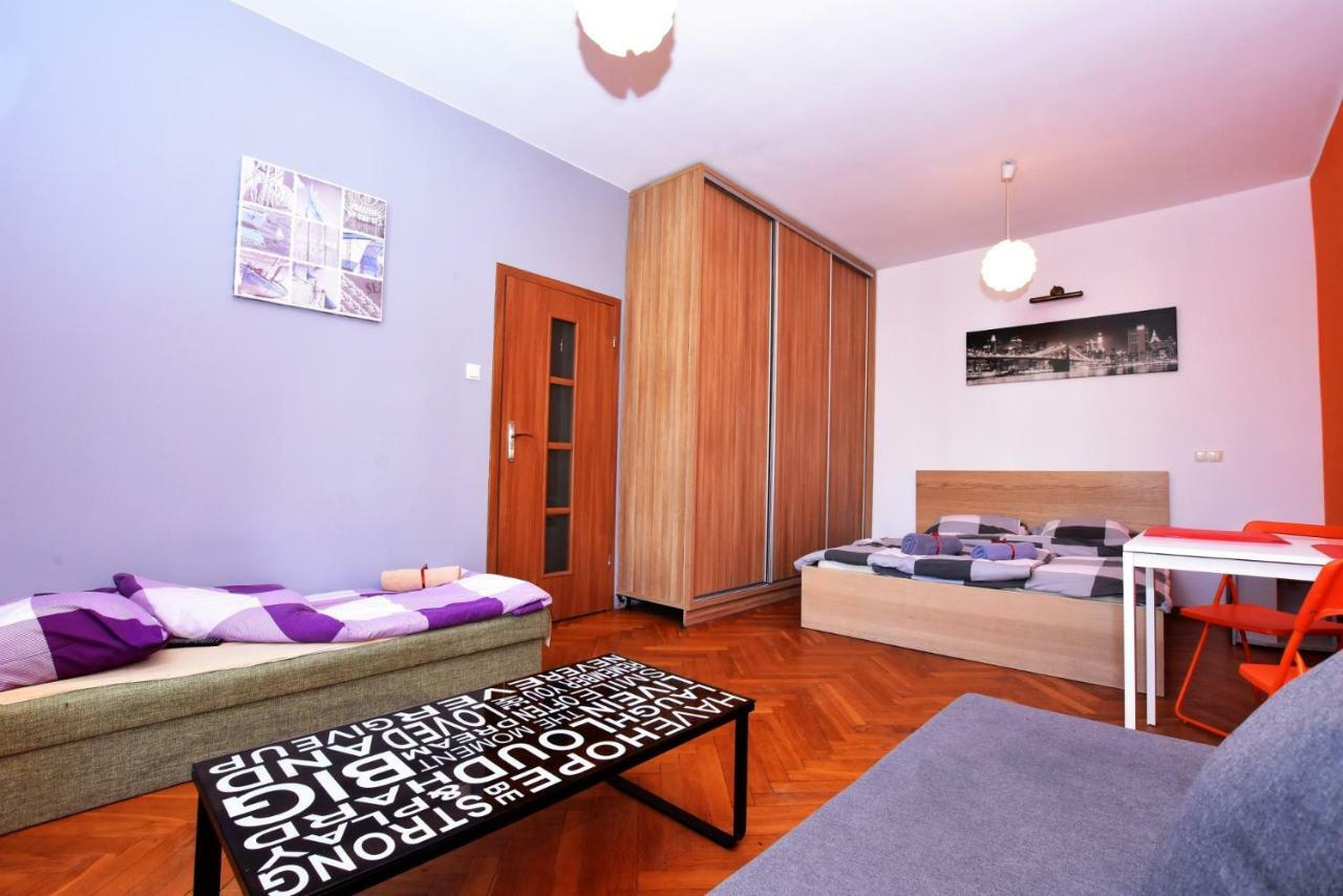 City Central Hostel Swidnicka Breslavia Esterno foto