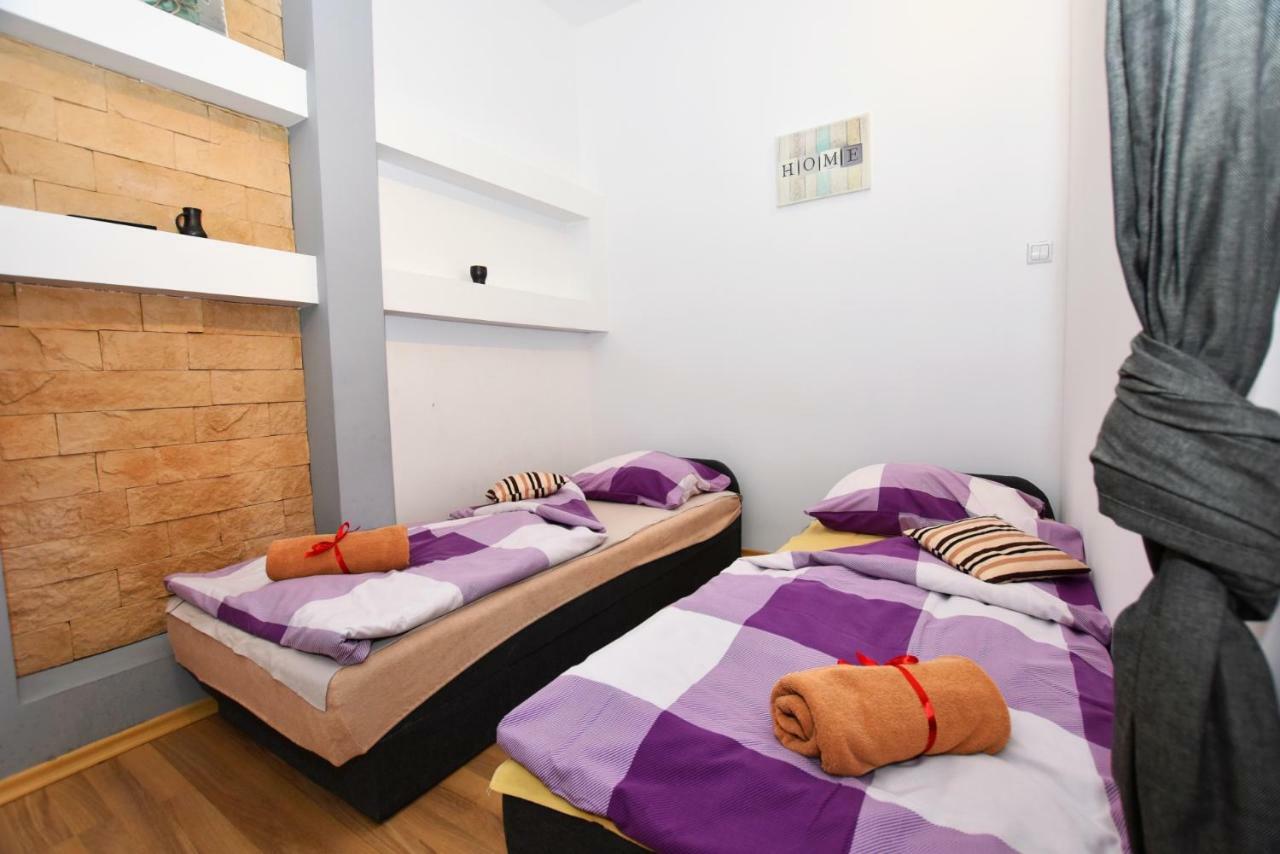 City Central Hostel Swidnicka Breslavia Esterno foto