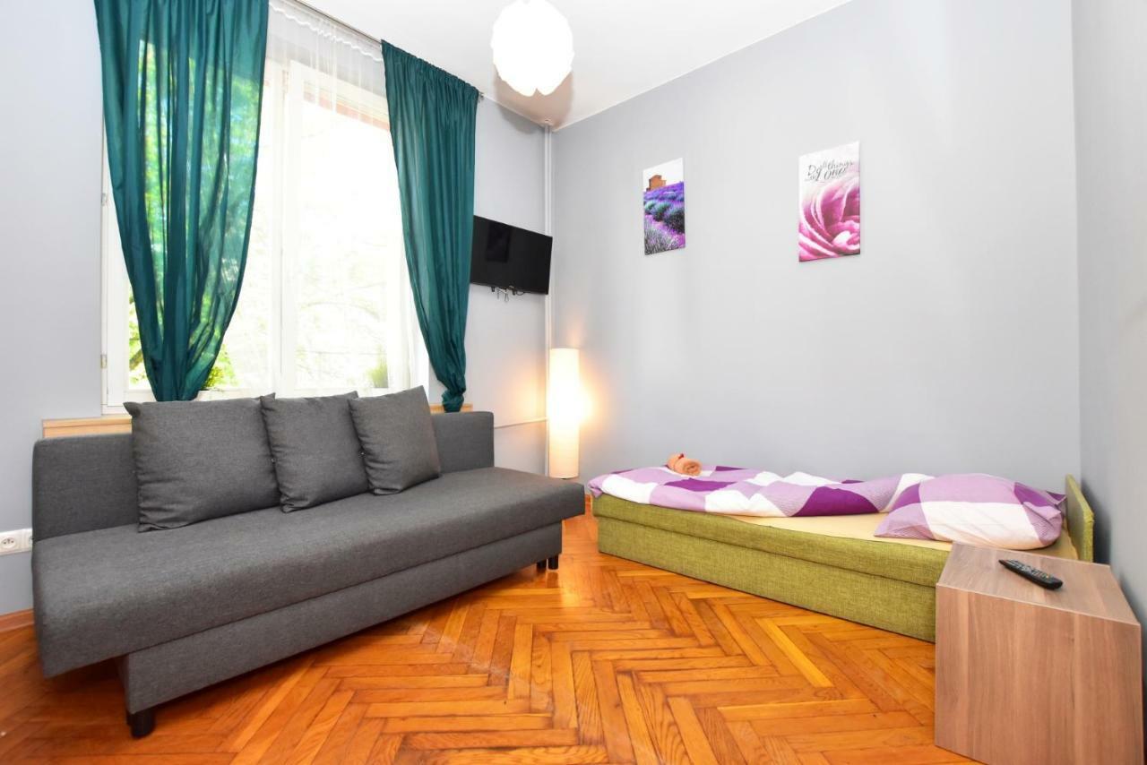 City Central Hostel Swidnicka Breslavia Esterno foto